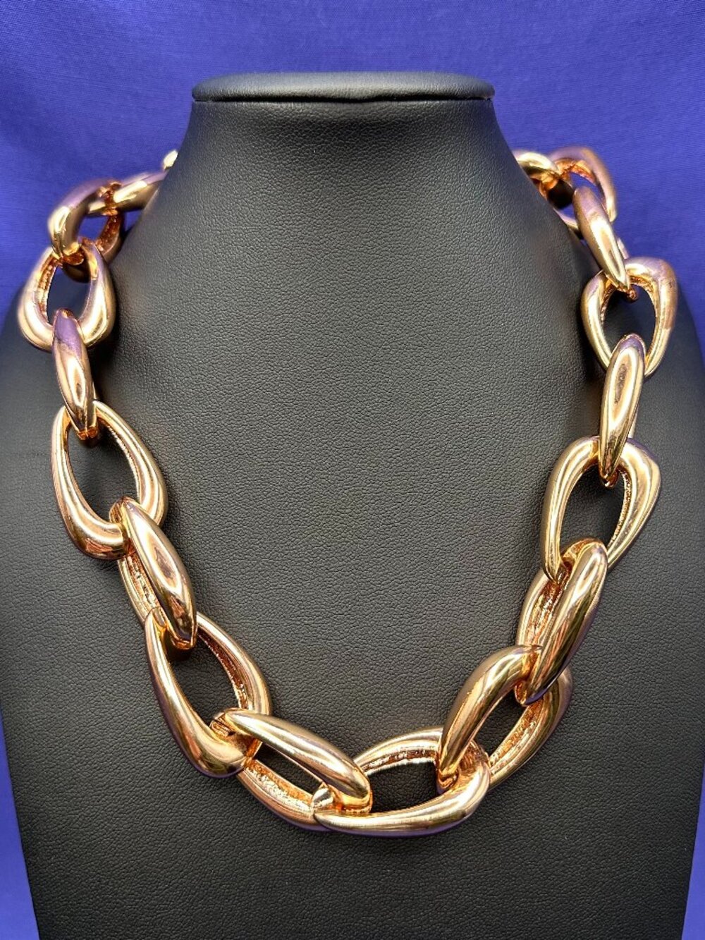 Vince Camuto Chunky Oval Link Rose Gold-Tone Necklace